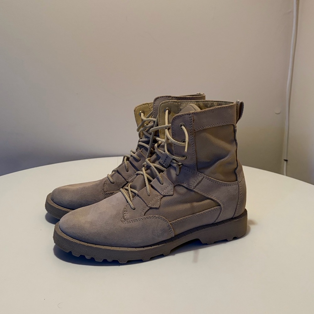 Sorel Leather Lace up Boots